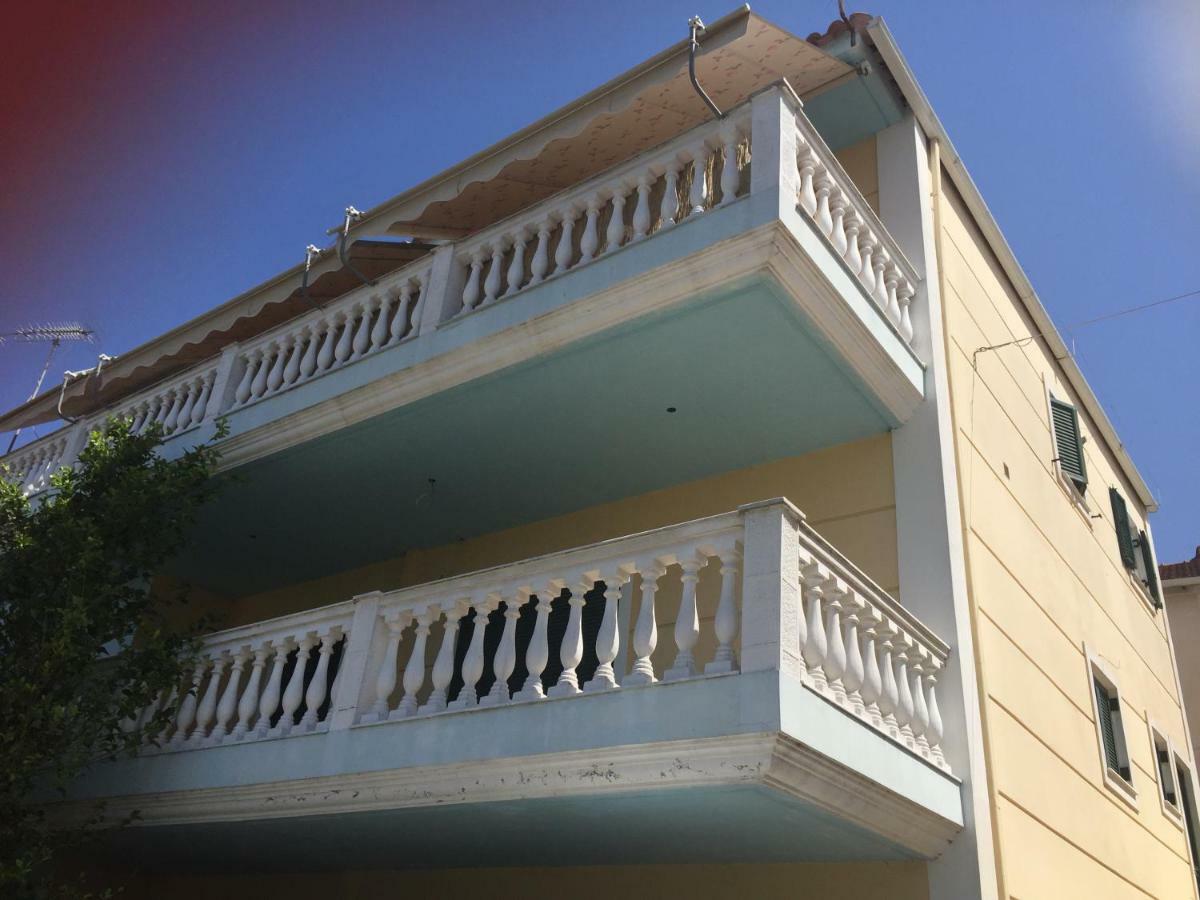 Modern Flat With Beautiful Views In South Of Corfu Apartment Lefkimmi  Exterior photo